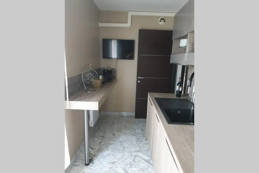 Penthouses+Terrasse 60 M2+Box 2 Vehicules Босолей 0*,